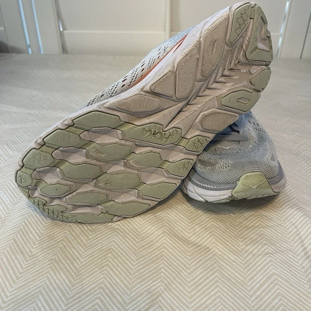 Hoka One One‎ Clifton 8 Women's Sz 8.5B Aqua Blue Running Shoes Sneakers
